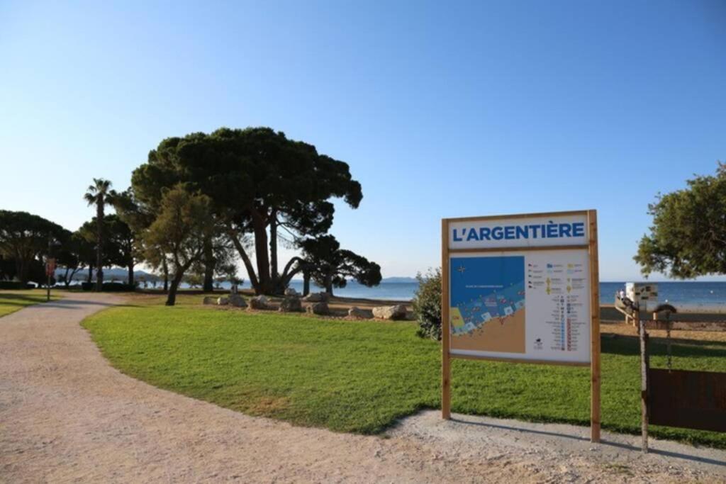 Appartamento T2, climatisé, piscines, près de la mer La Londe-les-Maures Esterno foto